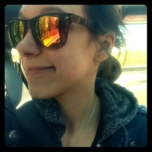 Meet your Posher, Morgan